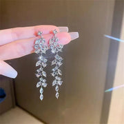 Luxury Leaf Crystal Long Earrings Women Fashion Rhinestone Drop