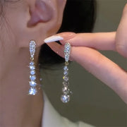 Luxury Leaf Crystal Long Earrings Women Fashion Rhinestone Drop