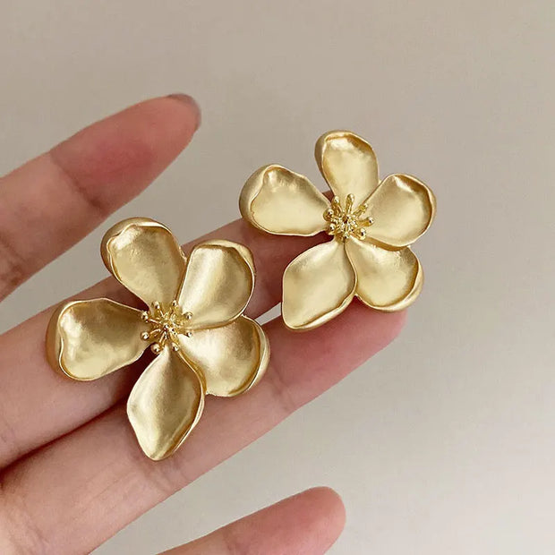 Vintage Gold Color Matte Texture Metal Flower Earrings for Women Girls