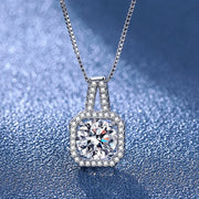 Fashionable Design Inlaid Full Zircon Copper Pendant Necklace